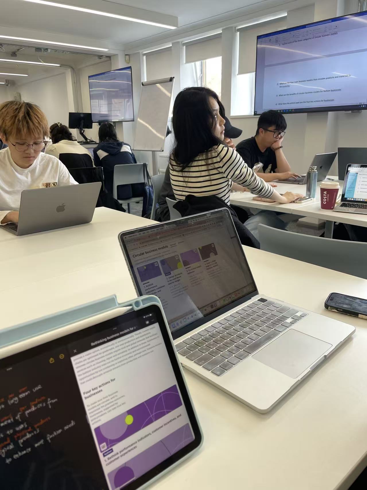 南安普顿大学课堂学习现场